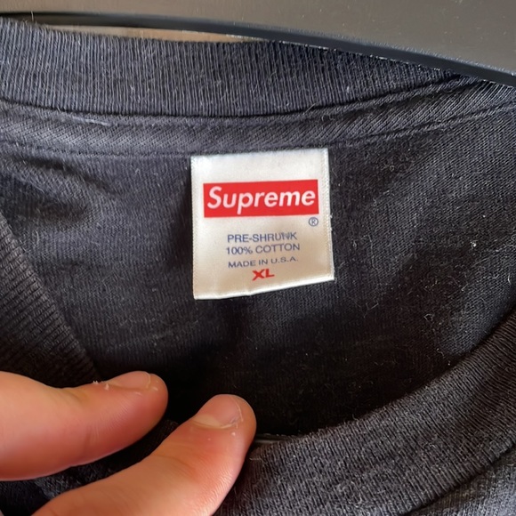 Supreme tee - Picture 2 of 4